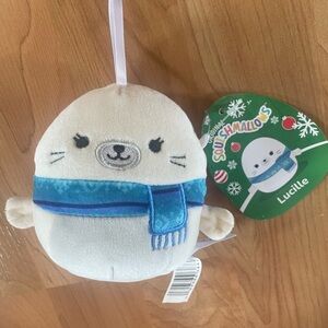 Squishmallows Christmas Lucille The Seal Winter 4 inch Kellytoy